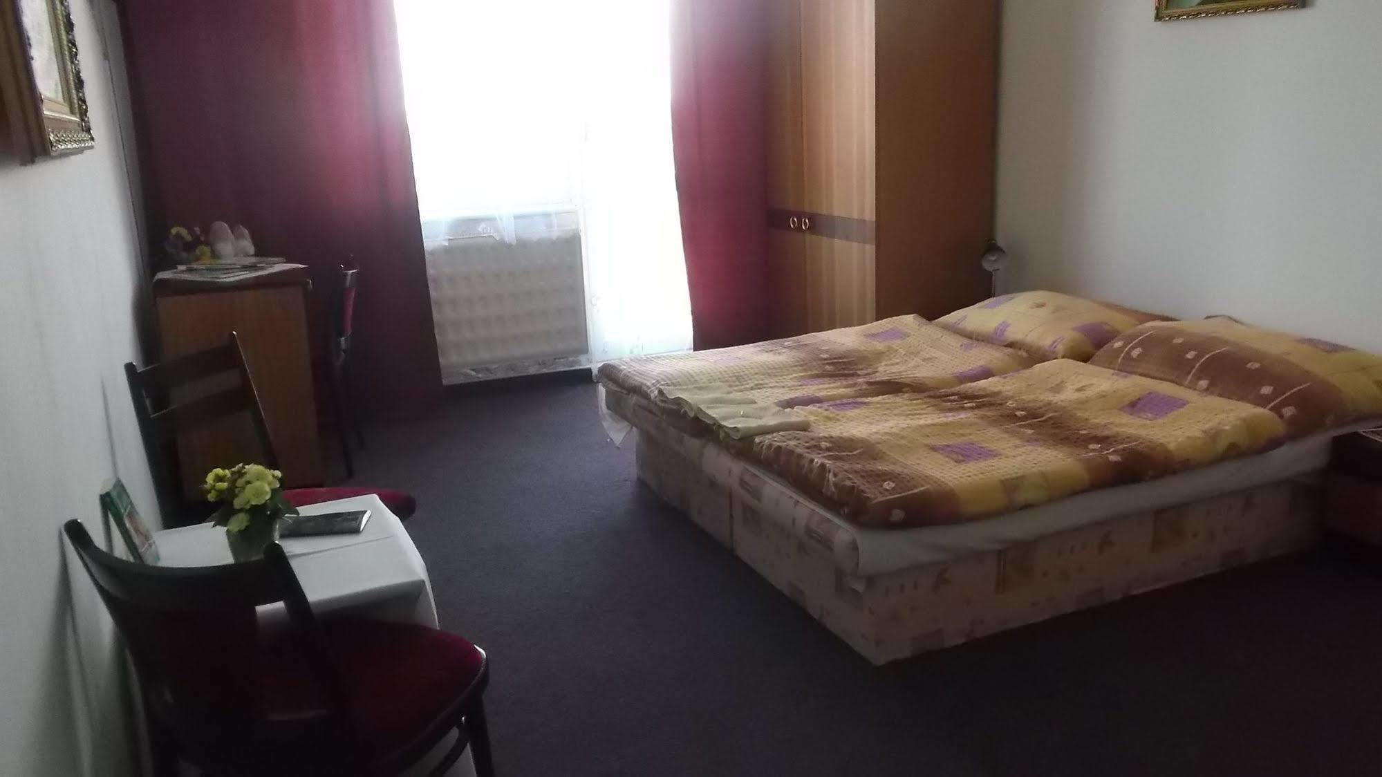 Abc Hotel Nitra Exteriér fotografie